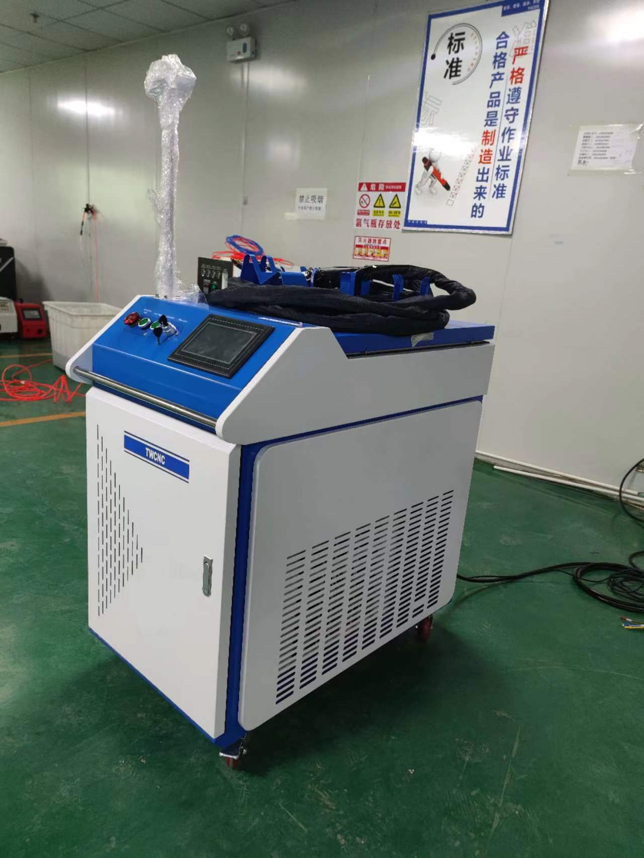 Portable 3 IN 1 Handheld Laser Cutting Cleaning Welding Machine Laser welding machine - Image 2