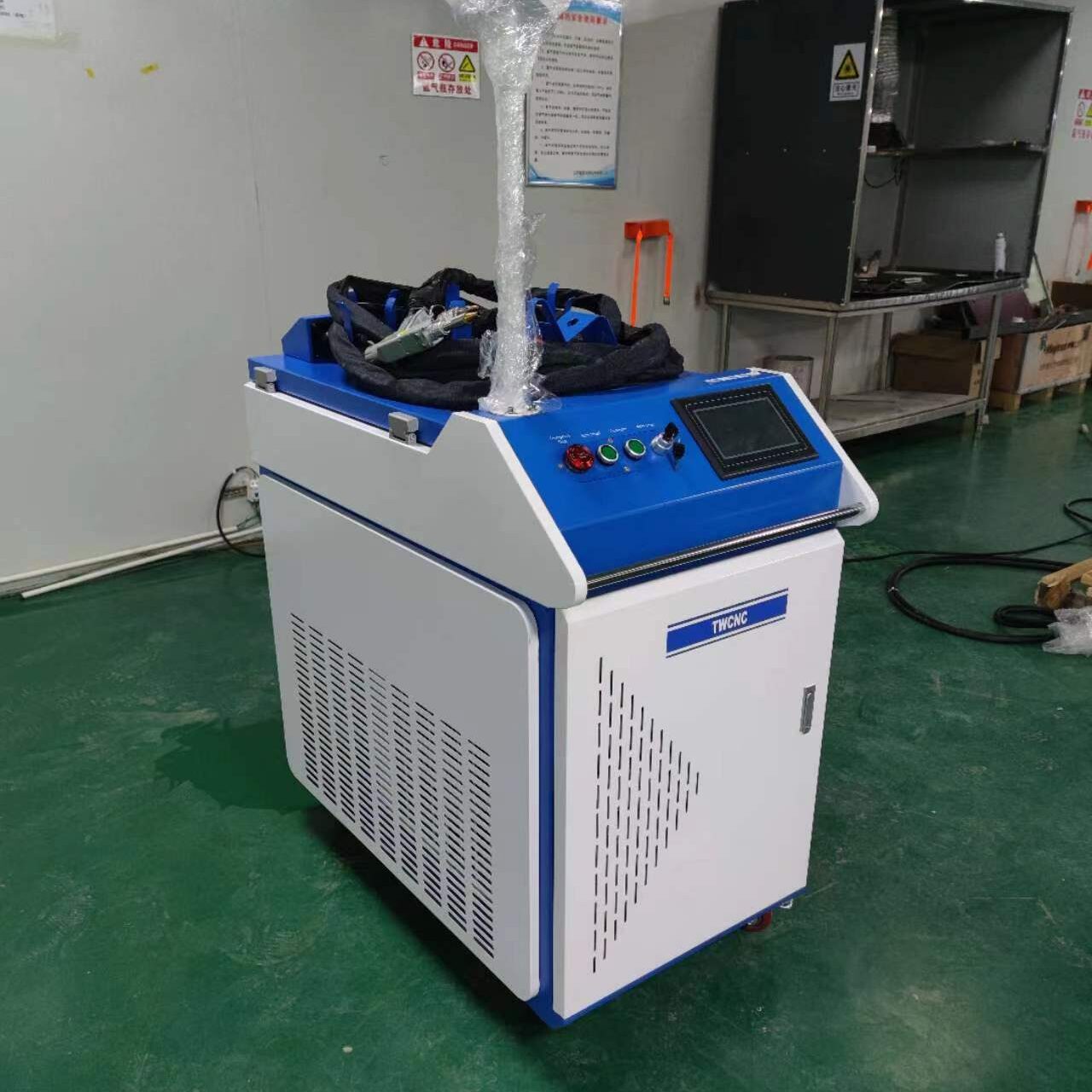 Portable 3 IN 1 Handheld Laser Cutting Cleaning Welding Machine Laser welding machine - Image 3